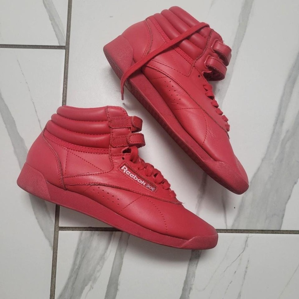 Vintage Red Reebok high-top trainers - Picture 3 of 8